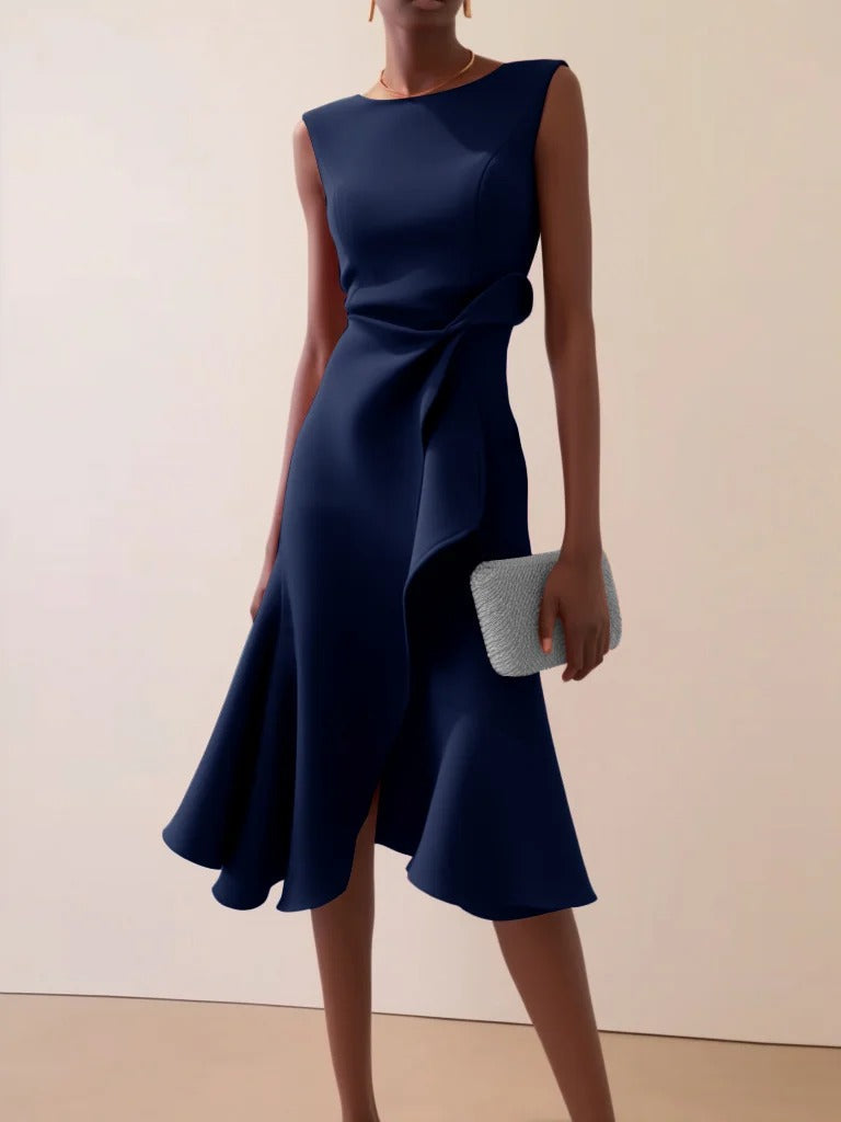Robe sans manches avec taille torsadée