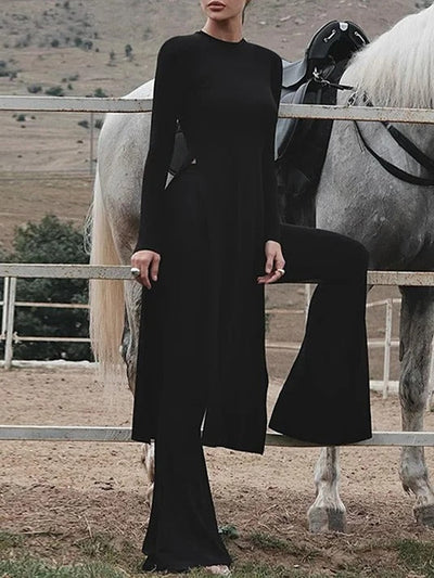 Ensemble haut long fendu et pantalon évasé moulant