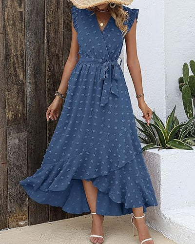 Robe longue avec tissu texturé et volants - Robe d'été élégante avec encolure en V et ceinture à nœuds