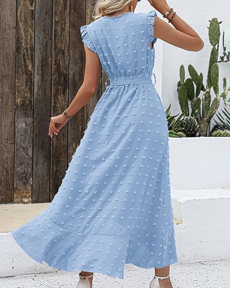 Robe longue avec tissu texturé et volants - Robe d'été élégante avec encolure en V et ceinture à nœuds