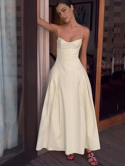 Robe longue plissée à bretelles