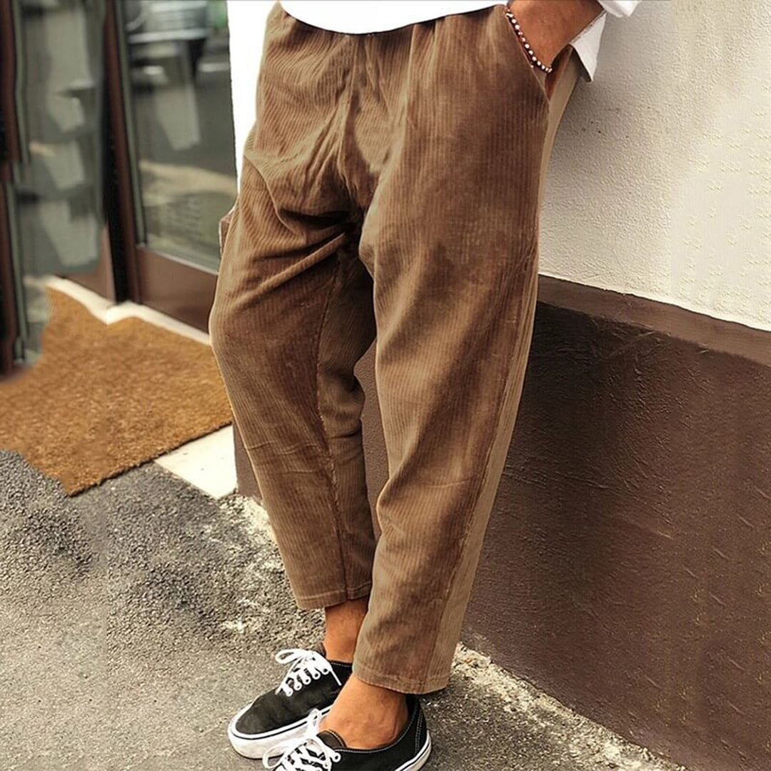 BOAZ - Un pantalon élégant et unique pour un look chic