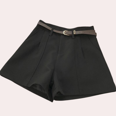 Klaras - Short élégant pour femmes avec jambe large à la mode