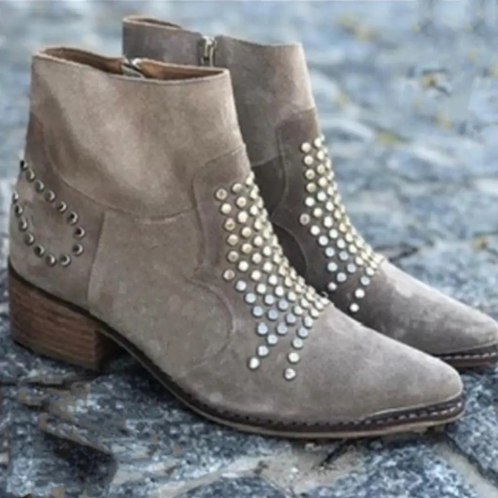 Valentina™ | Bottines à clous avec talon large et bout pointu