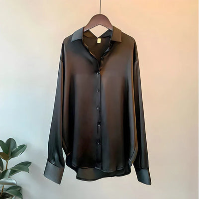 Chemise Satinée Élégante | Confort et Style | Brillance Raffinée