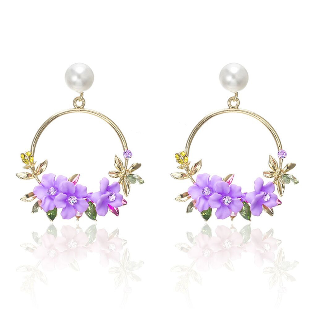 Boucles d'oreilles florales en forme de boucle avec perle