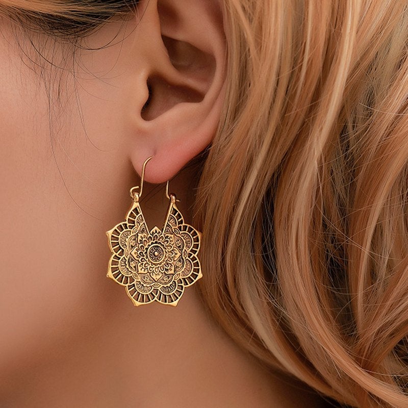 Boucles d'oreilles en style mandala