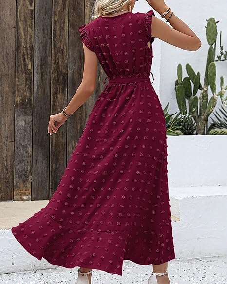 Robe longue avec tissu texturé et volants - Robe d'été élégante avec encolure en V et ceinture à nœuds