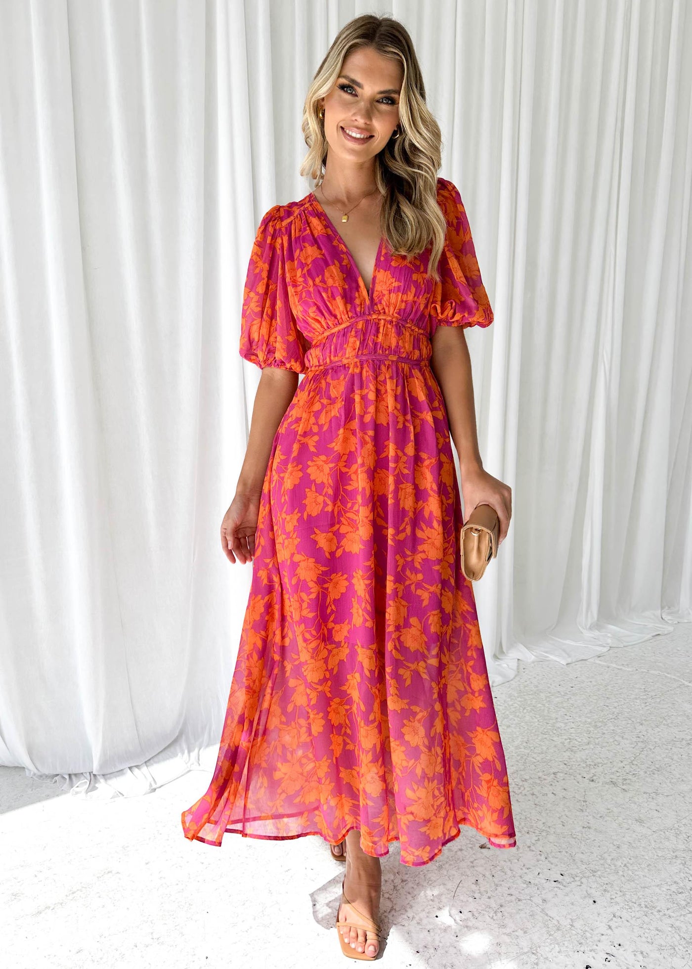 Catherine - Robe longue avec encolure en cœur pour femmes