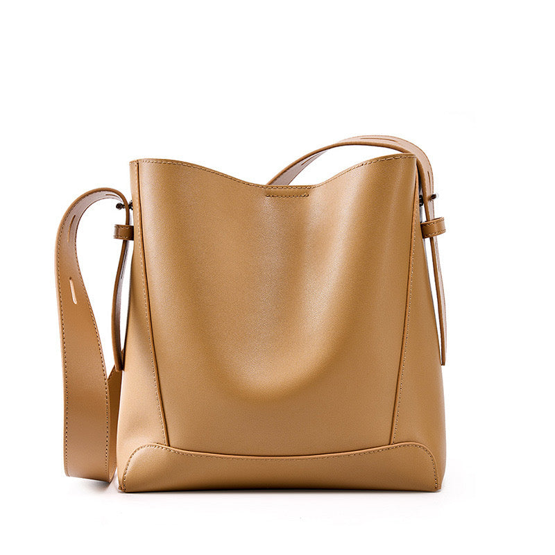 Sac à bandoulière et à l'épaule en cuir véritable grand modèle à sez pour homme