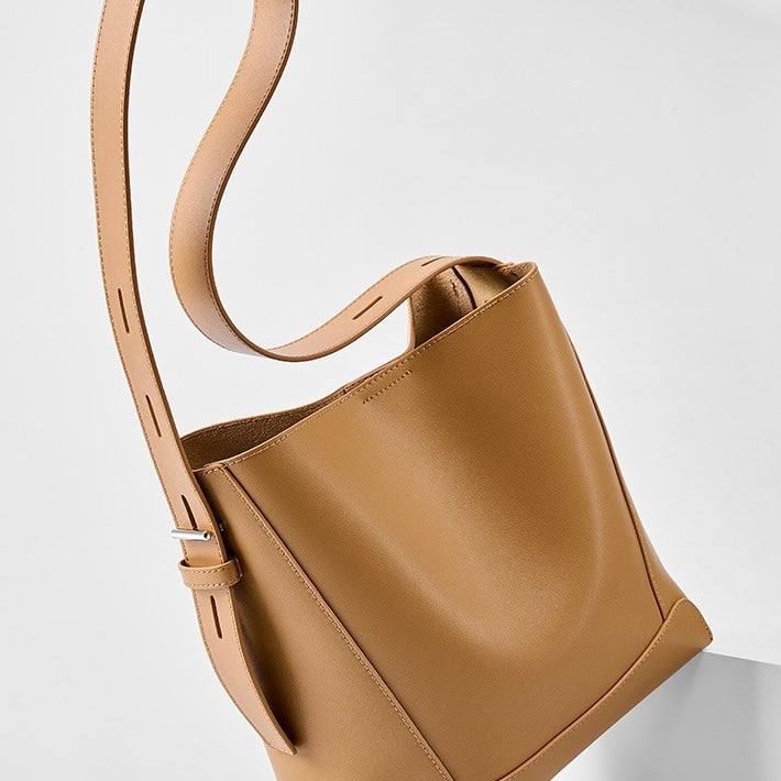Sac à bandoulière et à l'épaule en cuir véritable grand modèle à sez pour homme