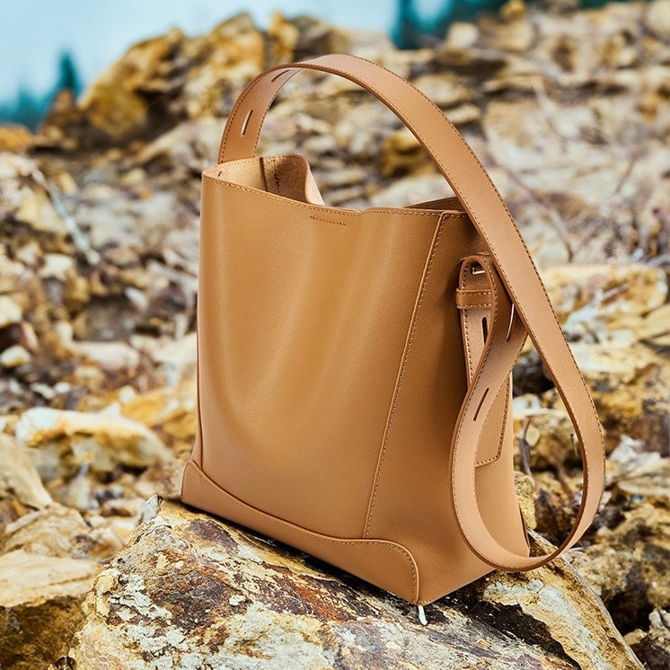 Sac à bandoulière et à l'épaule en cuir véritable grand modèle à sez pour homme