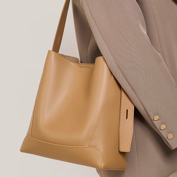 Sac à bandoulière et à l'épaule en cuir véritable grand modèle à sez pour homme