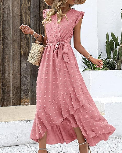 Robe longue avec tissu texturé et volants - Robe d'été élégante avec encolure en V et ceinture à nœuds
