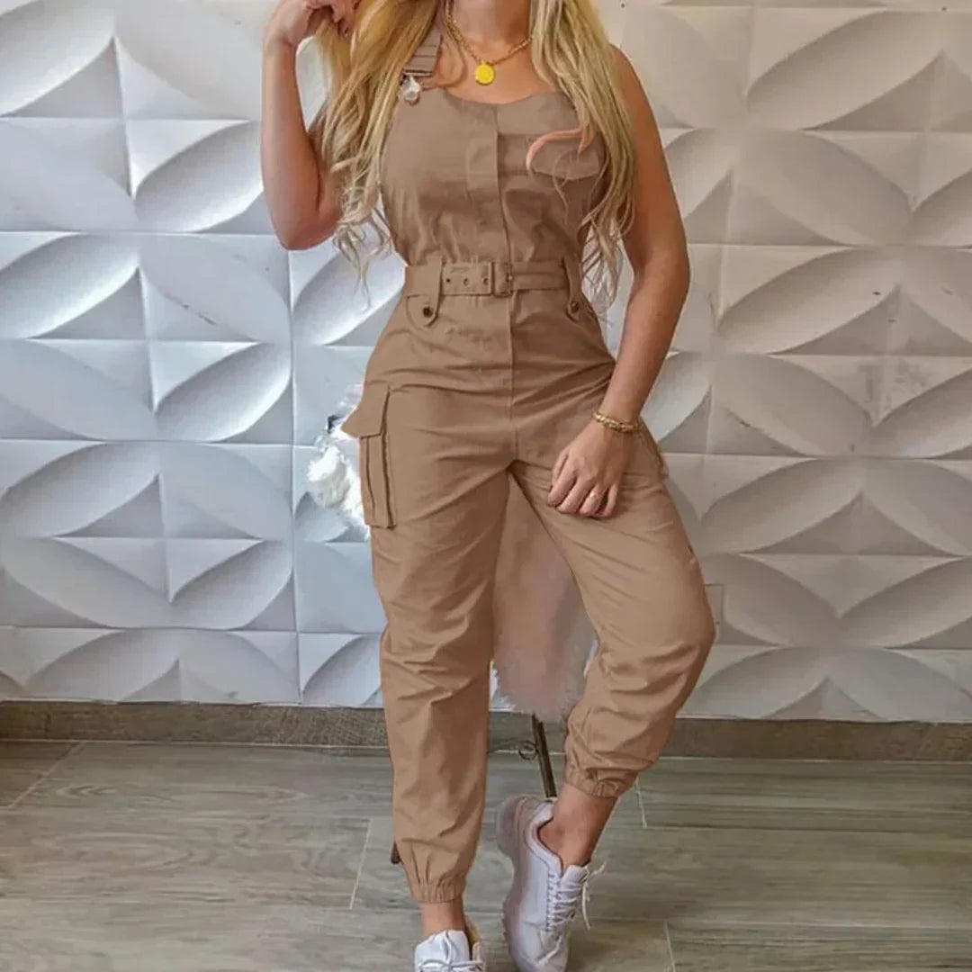 Combinaison Cargo Femme – Sans Manches – Coupe Cintrée – Taille Ceinturée – Jambes Fuselées