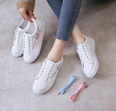 Madeleine | Chaussure Conception De Fleurs Pour Femme | Blanche
