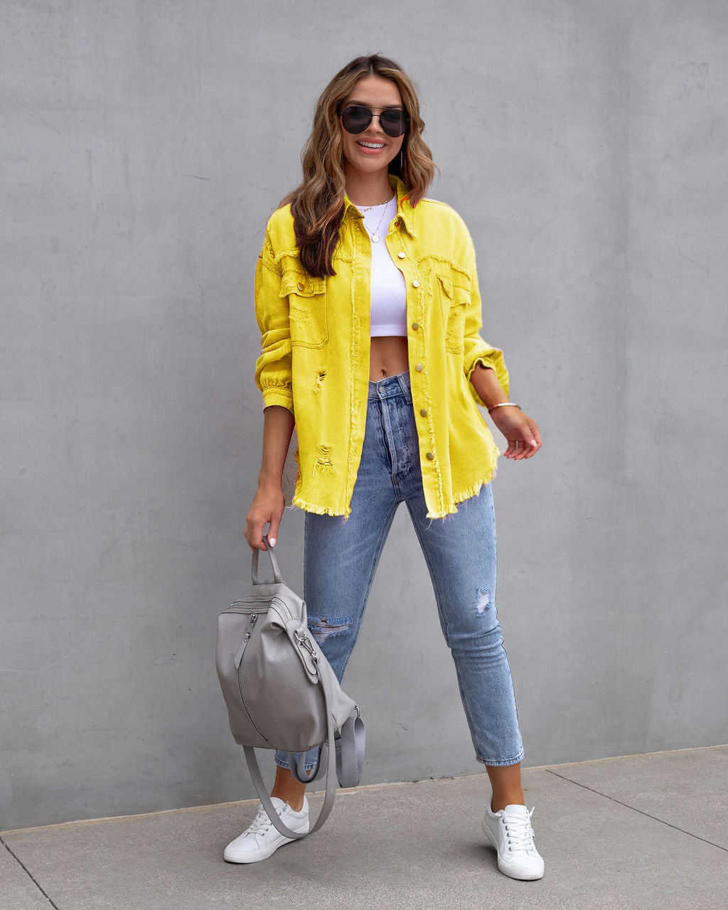 Veste en jean femme – Coupe oversize – Délavage effet usé – Longueur mi-hanches