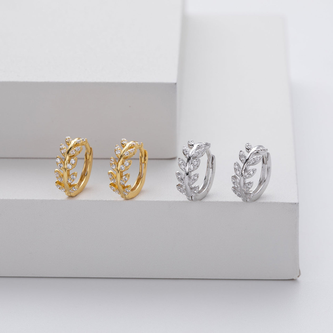 Aurélie™ | Boucles zircon dorées