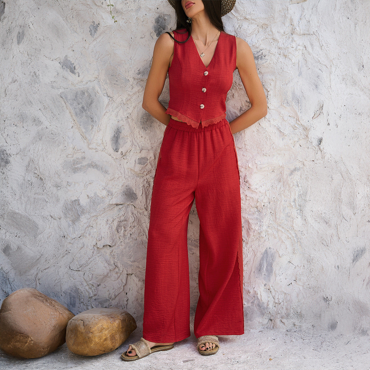 Ensemble Femme Gilet et Pantalon Large – Coupe Cintrée – Détail Dentelle – Tissu Respirant