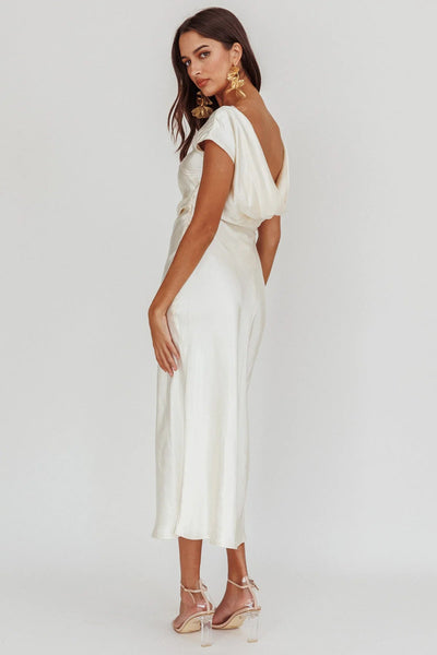 Isabelle - Robe En Satin Avec Drapé Croisé Et Décolleté En V
