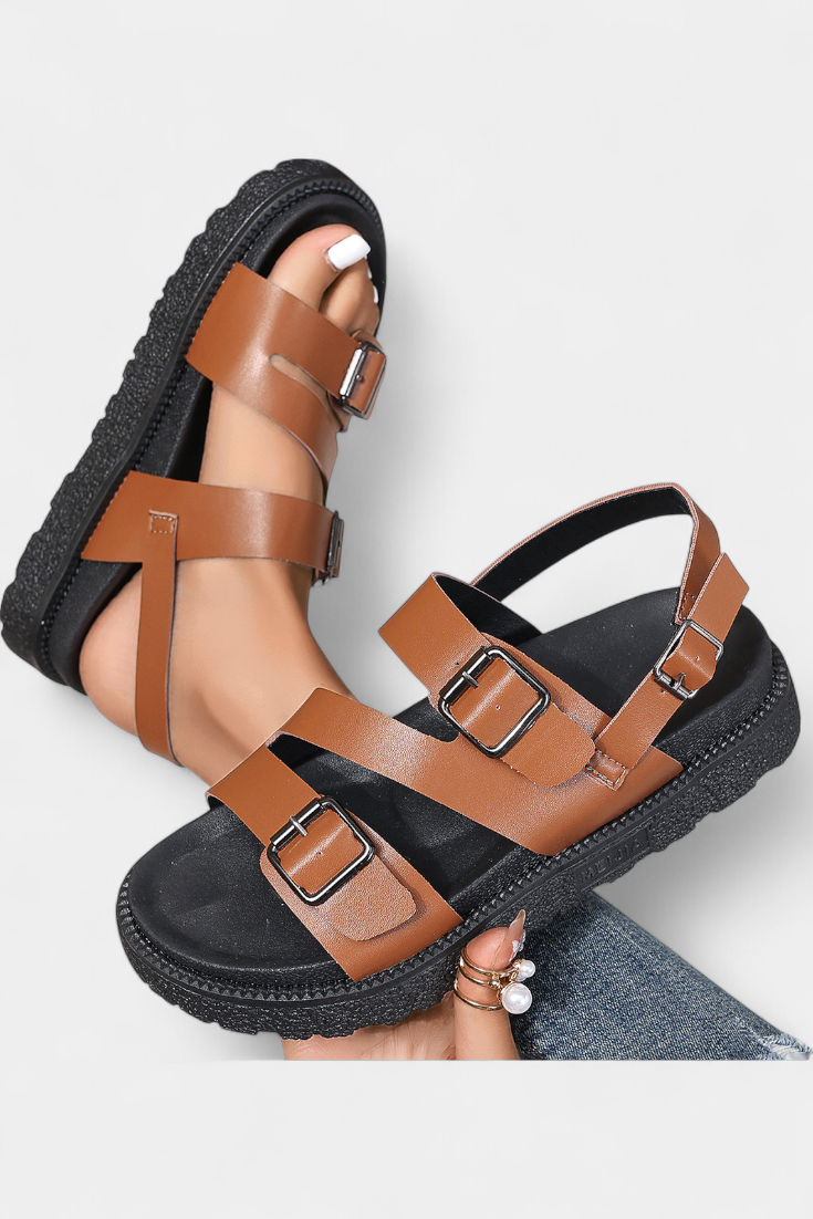 Cerise | Sandales plates en cuir végétalien avec brides réglables
