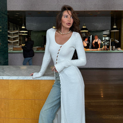 Cardigan long femme – Maille douce – Coupe ajustée – Boutonnage devant – Manches longues