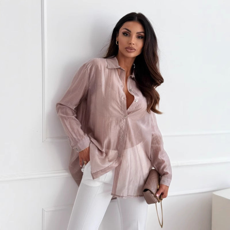 Chemise femme – Coupe oversize – Boutonnée – Détail strass – Tissu respirant