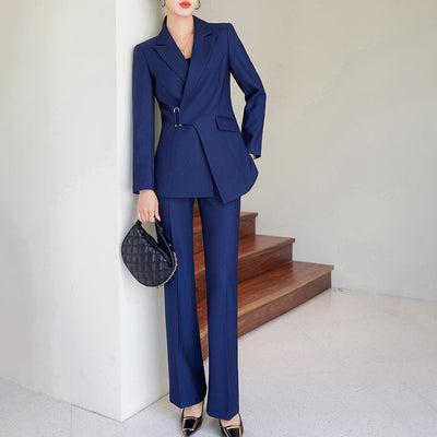 Blazer femme – Coupe cintrée – Tissu haut de gamme – Style structuré formel