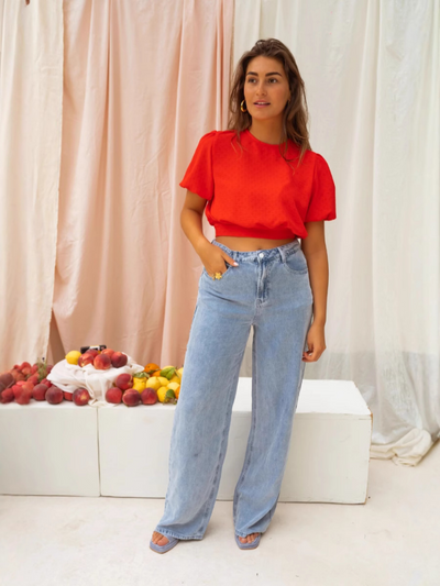 Lorena™ | Blouse courte au style affirmé
