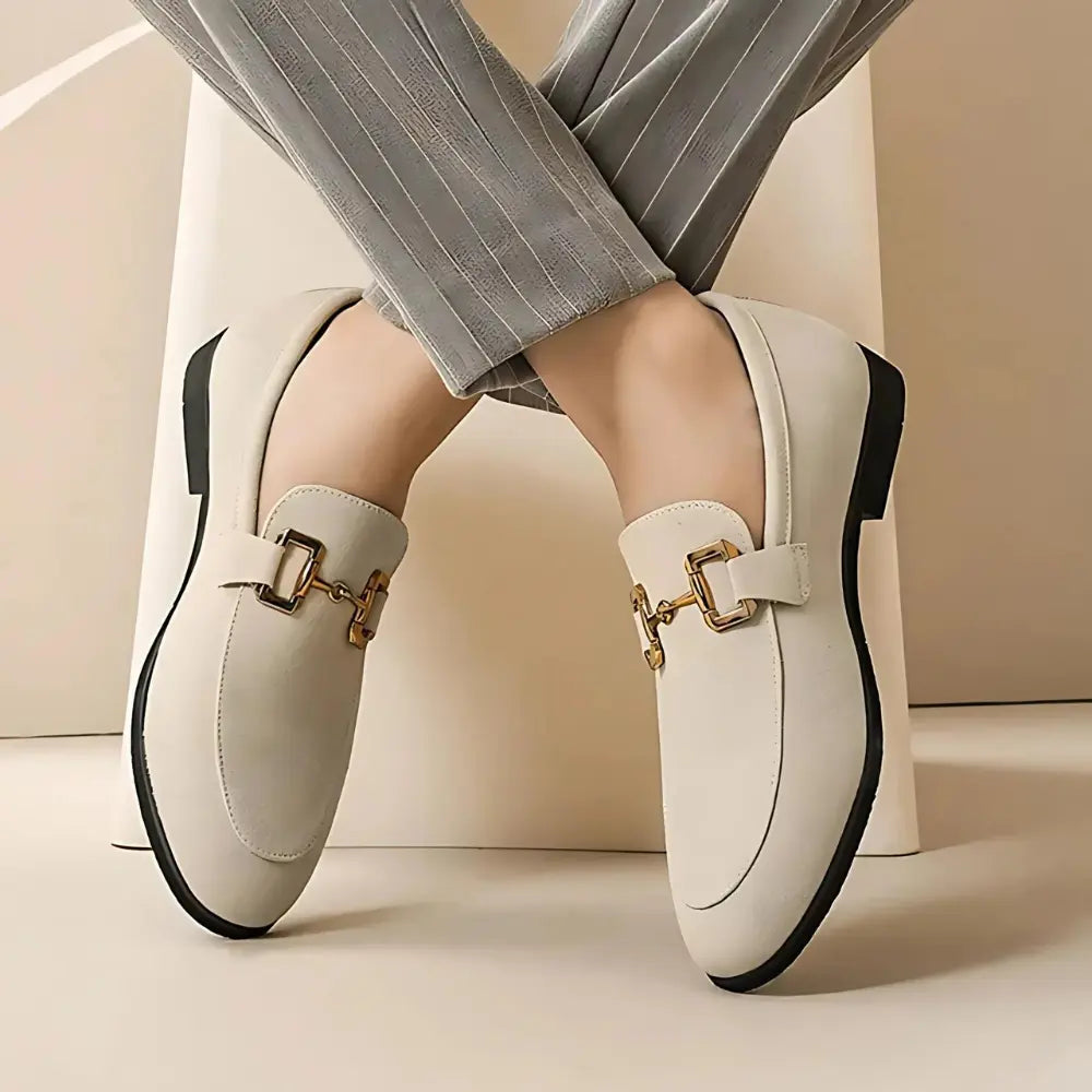 Nero - Mocassins en daim avec boucle en métal