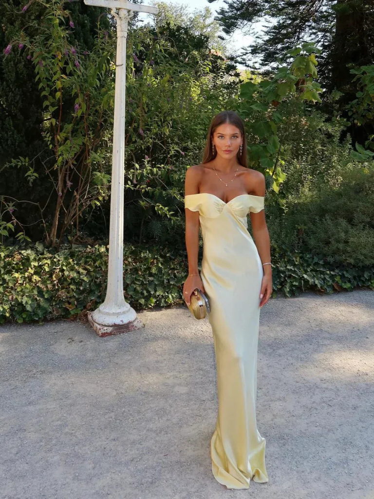 Éliora™ Robe Satinée Luxe