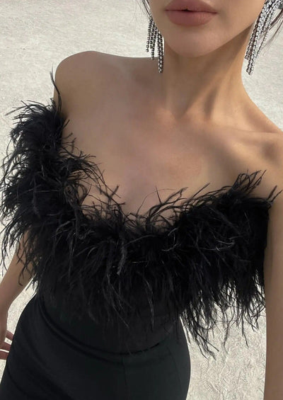 Anastasia | Élégante Robe à Plumes