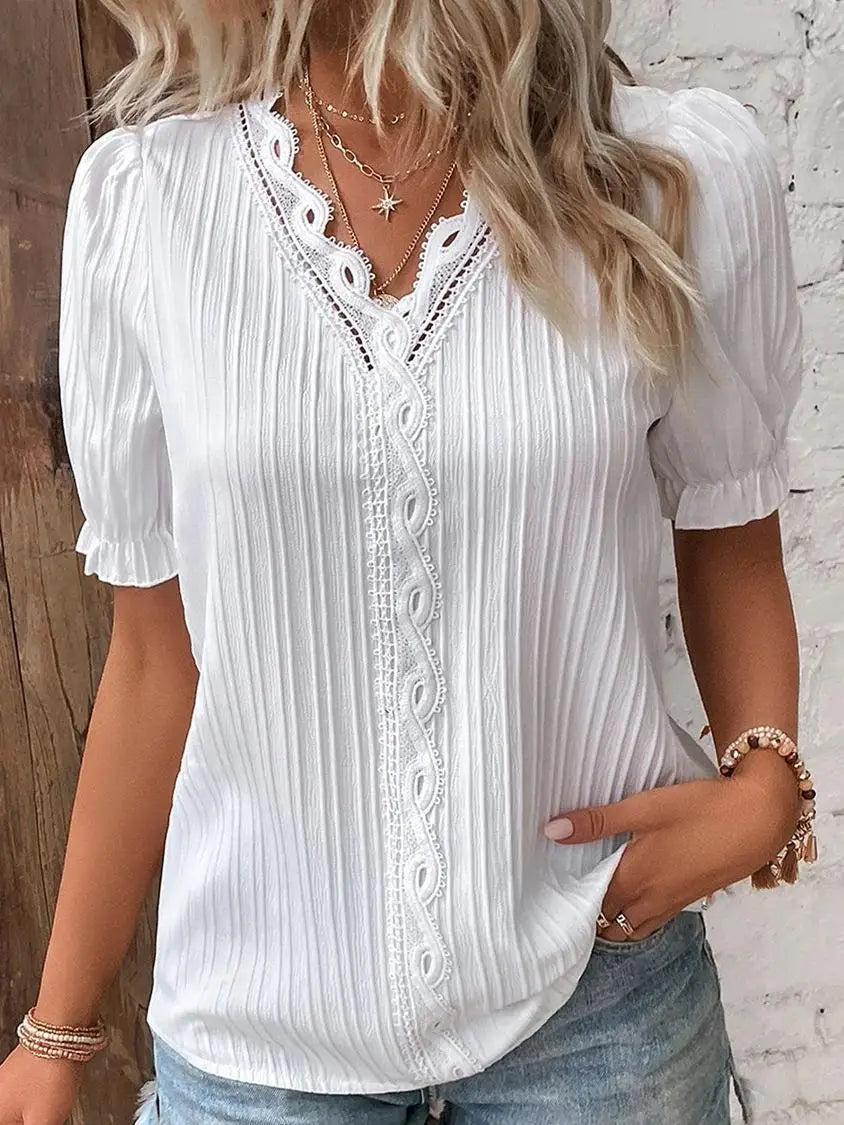 Senna™ | Blouse Brodée Col en V Romantique