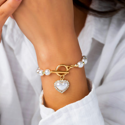 Bracelet élégant avec pendentif en perles d'eau douce pour femmes par Mitchell