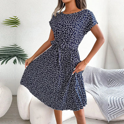 Liana™ | Robe Midi Flatteuse