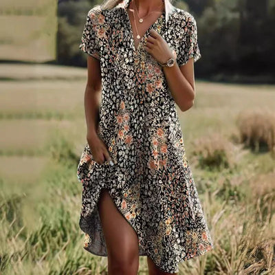 Carla | Robe florale élégante avec col en V et boutons