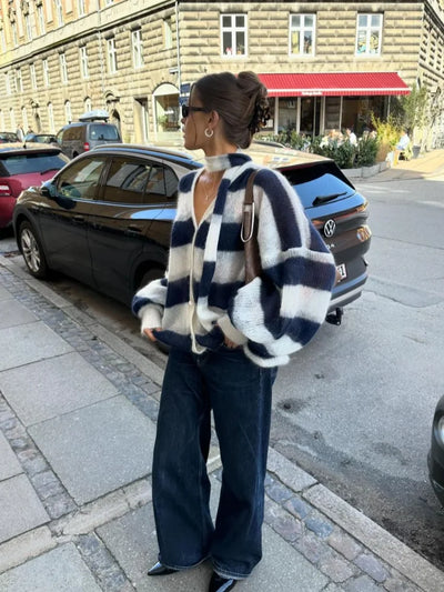 Evie™ - Gilet rayé confortable avec écharpe