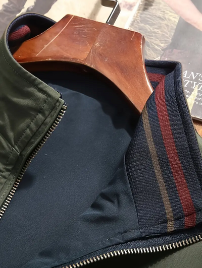 MAJOR | Le blouson bombardier pour homme avec poche zippée sur la manche