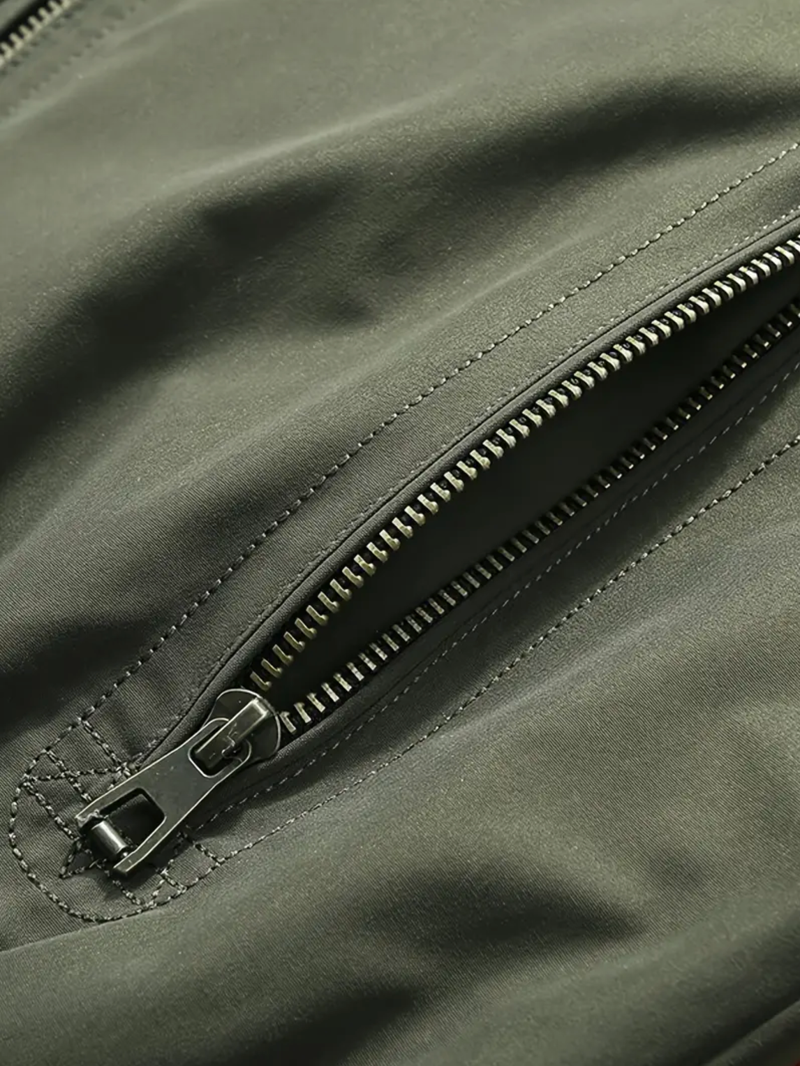 MAJOR | Le blouson bombardier pour homme avec poche zippée sur la manche