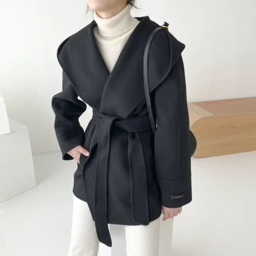 Elira™ | Manteau en laine à capuche