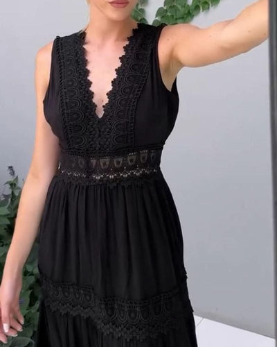 Morgane™ | Élégante robe en dentelle à encolure en V