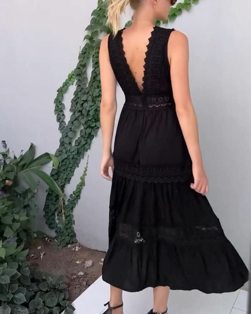 Morgane™ | Élégante robe en dentelle à encolure en V