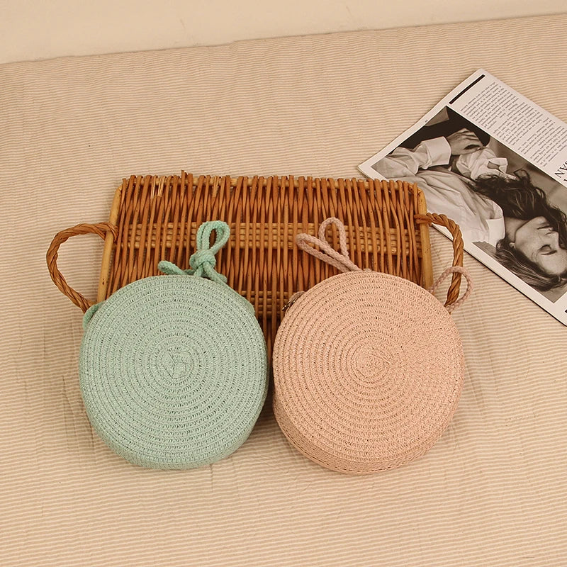 Élégant sac à bandoulière rond tissé à la main avec fermeture à glissière pratique