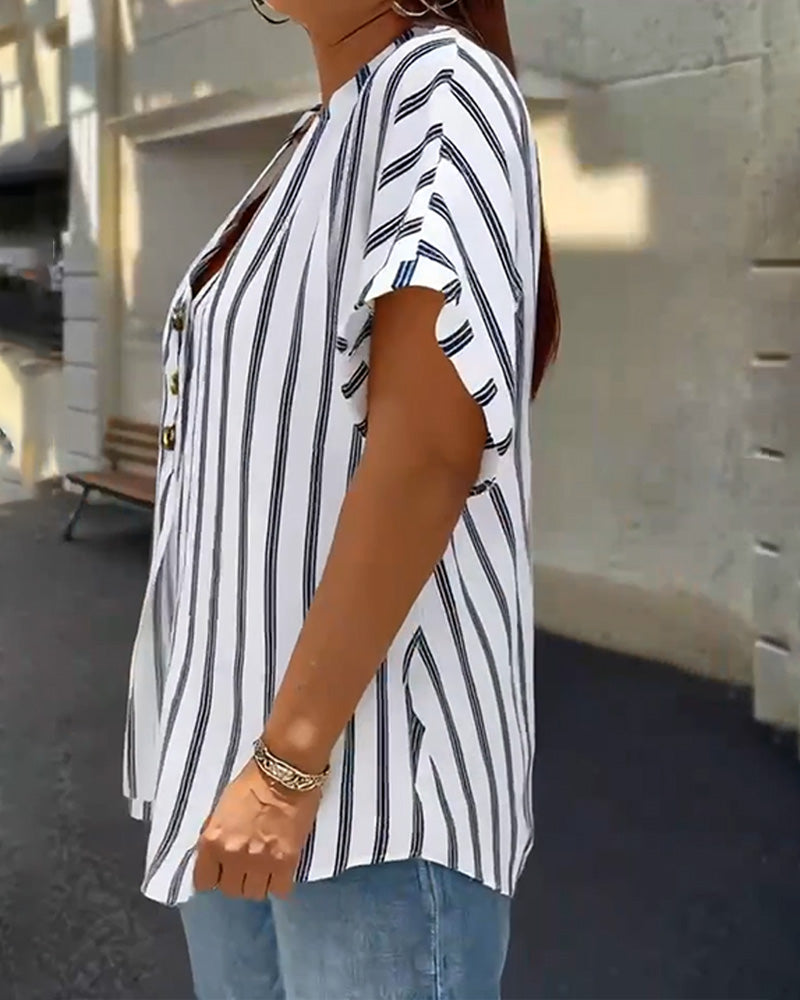 Blouse à Boutons Col en V Rayée
