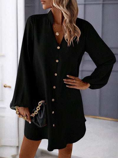 Monique - Notched Mini Robe À Manches Longues Avec Design Elégant