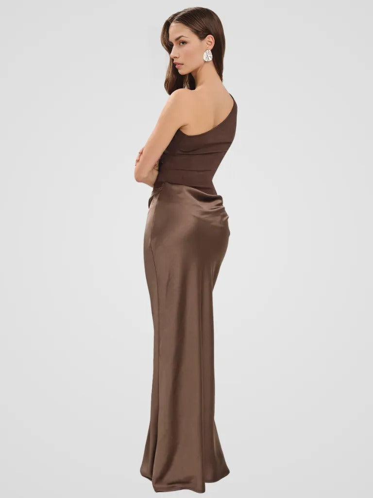 Chiara™ Robe Satinée Épure