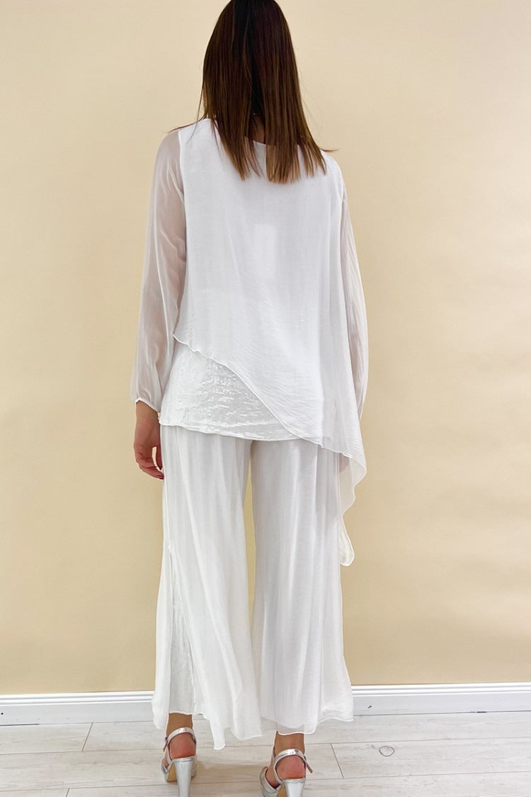 Ensemble en soie et pantalons ornés de paillettes