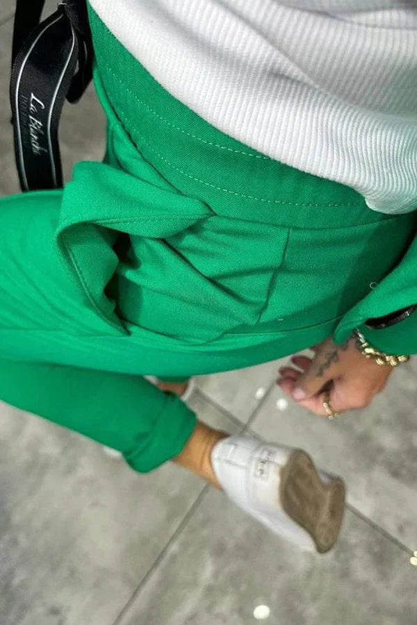 Lize| Un ensemble sur mesure avec une veste douce et un pantalon jogging confortable
