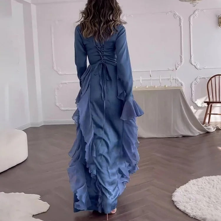 Robe longue à col montant