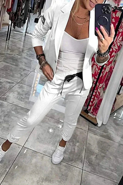 Lize| Un ensemble sur mesure avec une veste douce et un pantalon jogging confortable